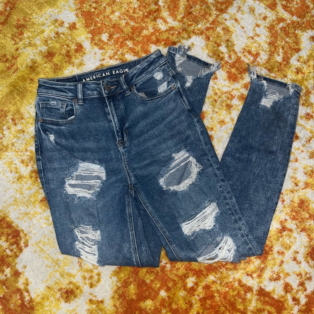 American Eagle Distressed Mom Jean